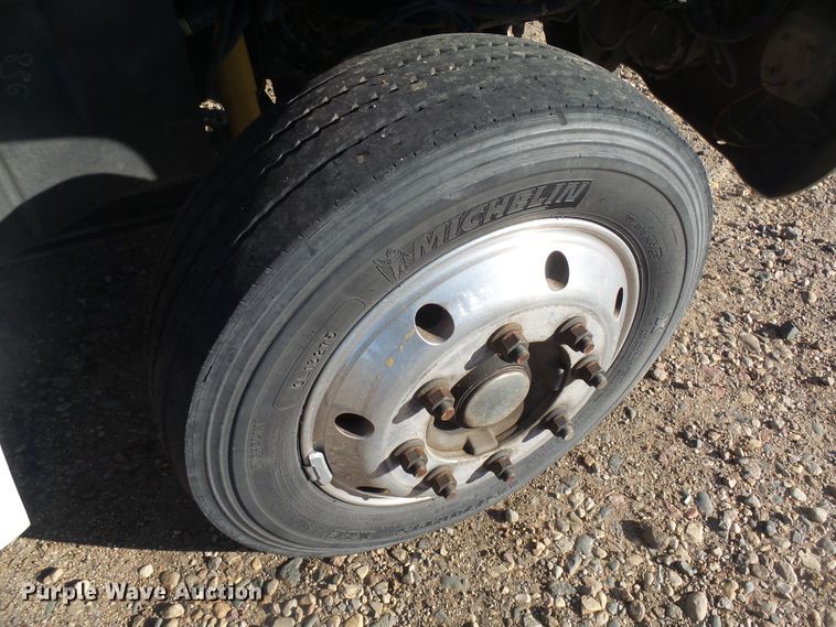 image for item EF9669 2009 Chevrolet C4500  truck cab and chassis