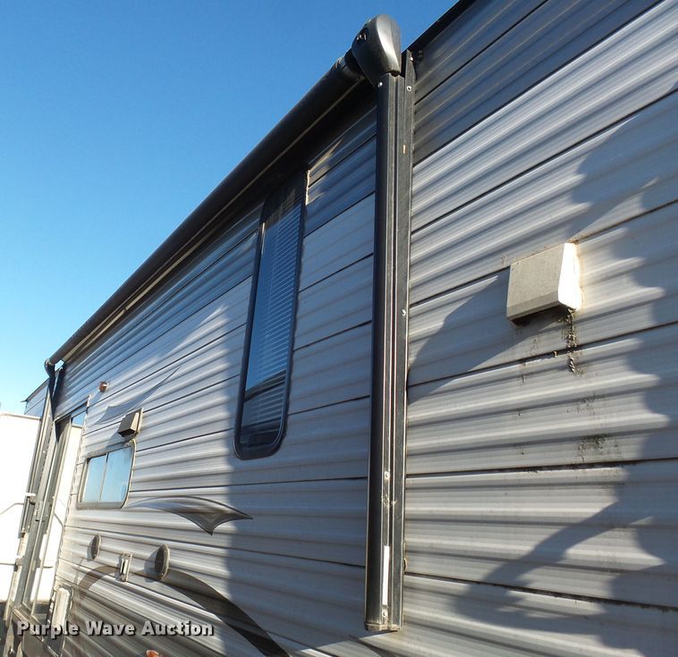 image for item EF9677 2013 Forest River Cherokee  camper