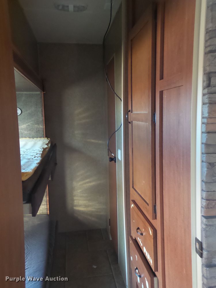 image for item EF9677 2013 Forest River Cherokee  camper