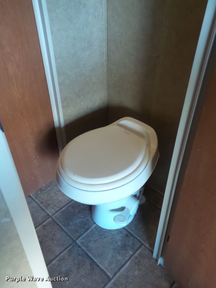 image for item EF9677 2013 Forest River Cherokee  camper