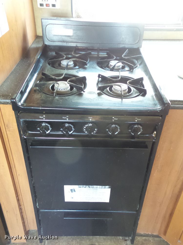 image for item EF9677 2013 Forest River Cherokee  camper