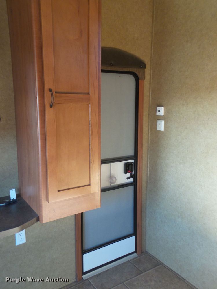 image for item EF9677 2013 Forest River Cherokee  camper