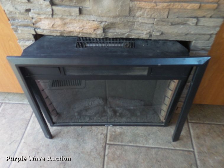 image for item EF9677 2013 Forest River Cherokee  camper