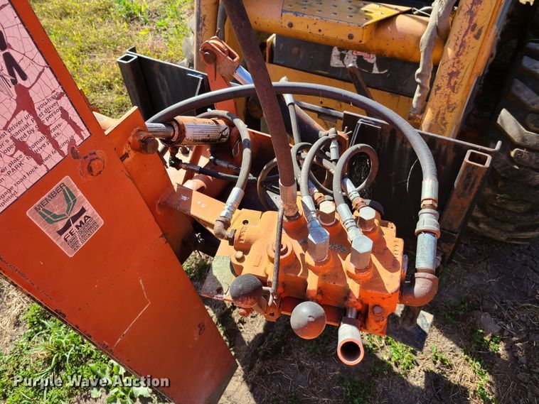 image for item EL9513 Shaver HD-8 skid steer post driver