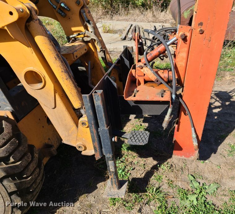 image for item EL9513 Shaver HD-8 skid steer post driver