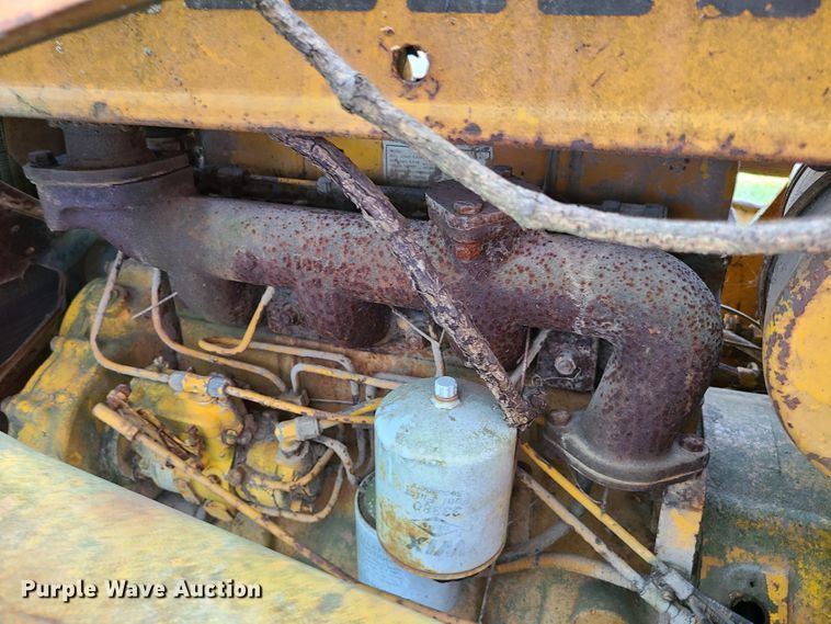 image for item EL9514 1972 Case 450  track loader