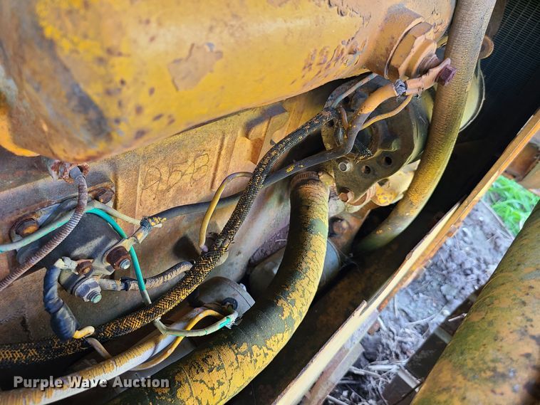 image for item EL9514 1972 Case 450  track loader