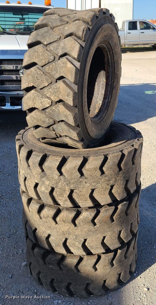 image for item EL9515 (4) 12-16.5 tires