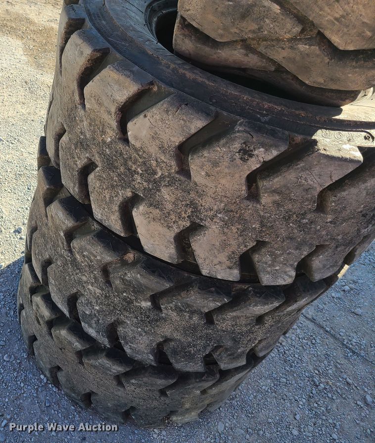 image for item EL9515 (4) 12-16.5 tires