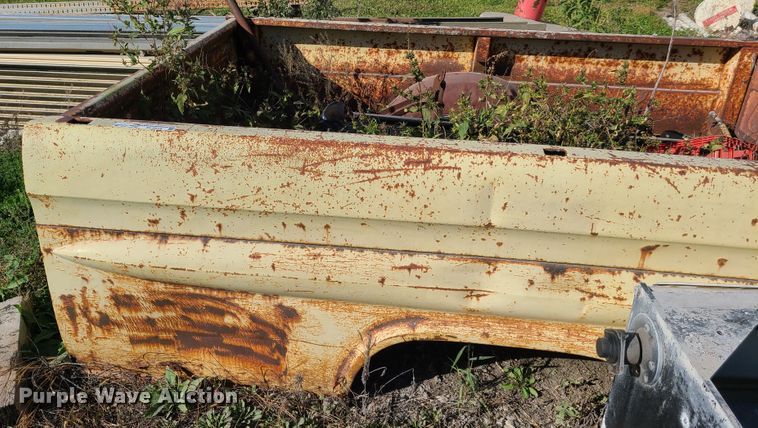 image for item EL9516 1959 GMC pickup truck bed