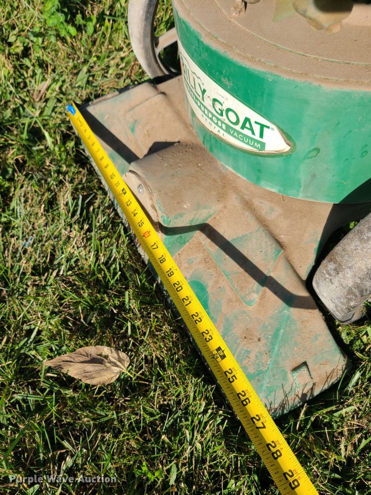 image for item EL9517 Billy Goat SV50HR leaf vacuum