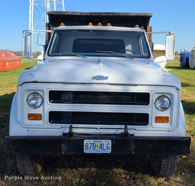 image for item EL9519 1972 Chevrolet C50  dump truck