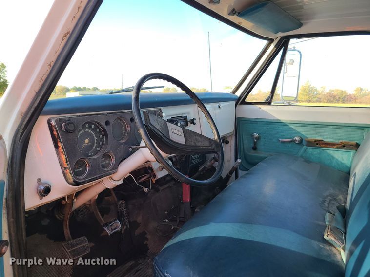 image for item EL9519 1972 Chevrolet C50  dump truck