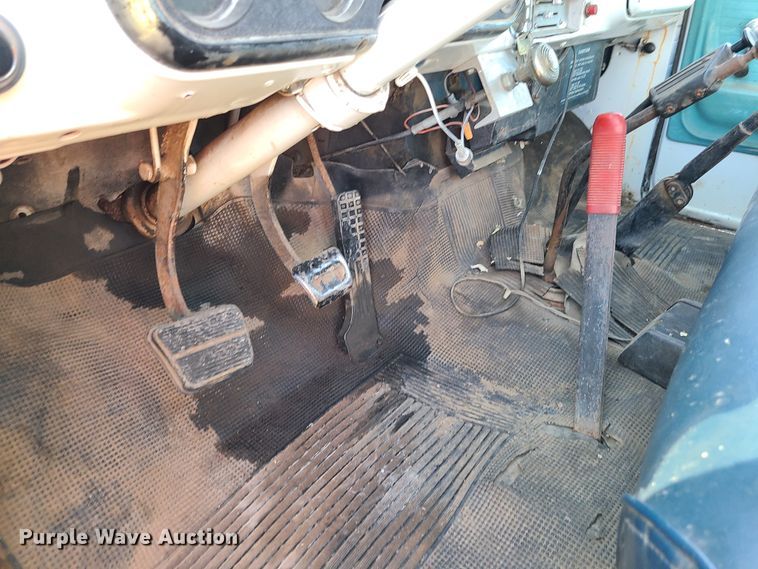 image for item EL9519 1972 Chevrolet C50  dump truck