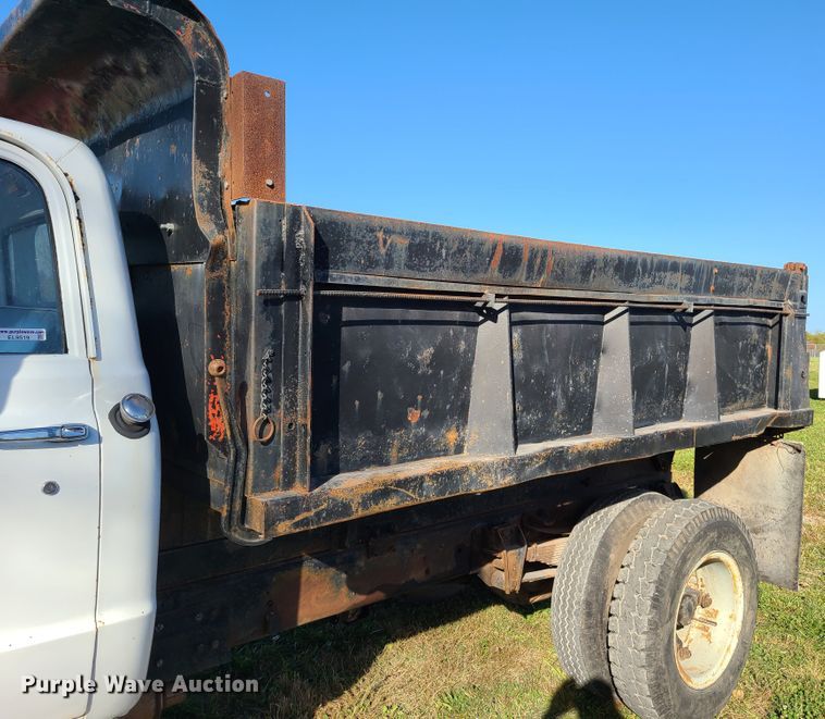 image for item EL9519 1972 Chevrolet C50  dump truck
