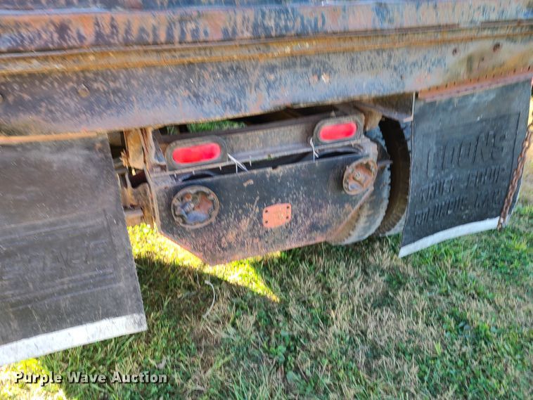 image for item EL9519 1972 Chevrolet C50  dump truck