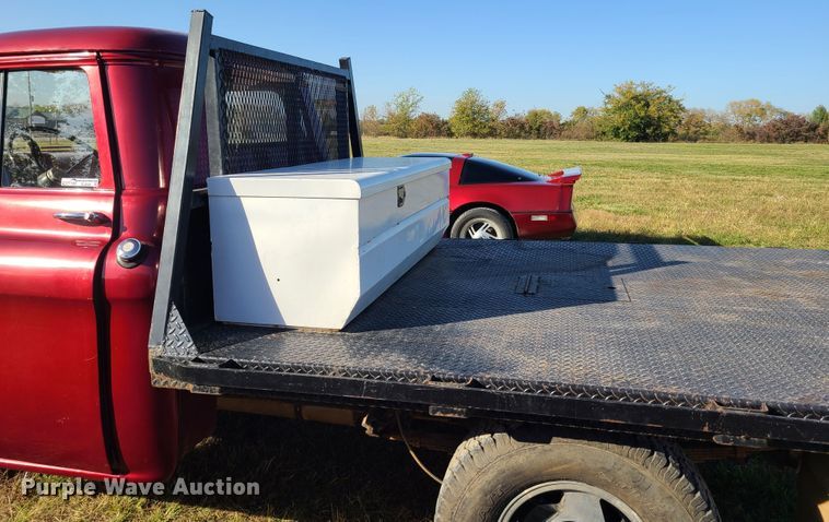 image for item EL9520 1959 GMC 150  flatbed pickup truck