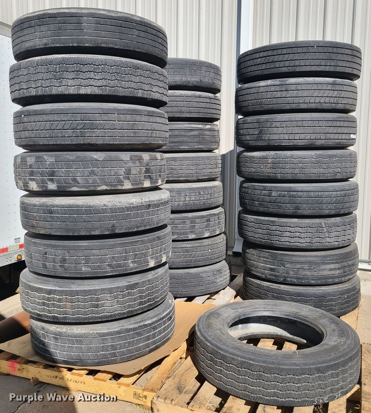 image for item EL9523 (24) 285/75R24.5LP tires