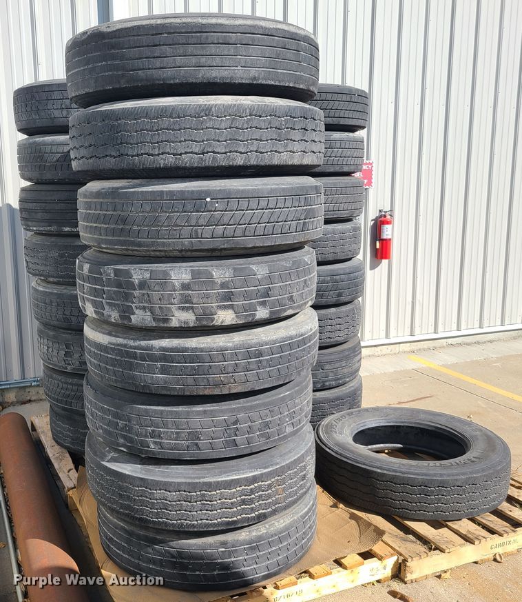 image for item EL9523 (24) 285/75R24.5LP tires