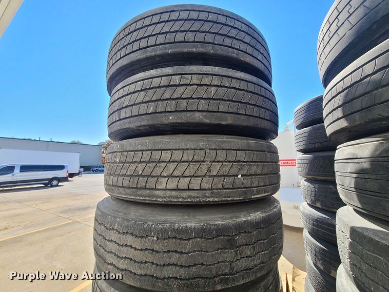 image for item EL9523 (24) 285/75R24.5LP tires