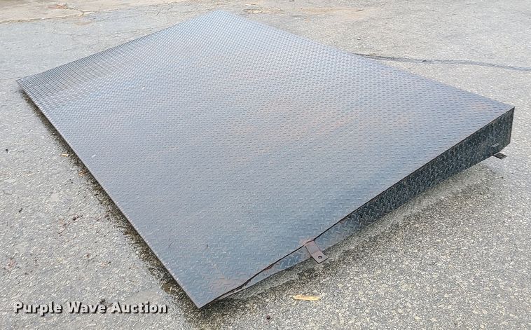 image for item EL9551 Steel ramp