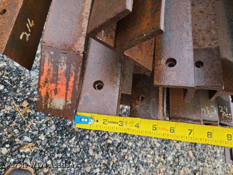 image for item EL9554 Approximately 55 angle iron