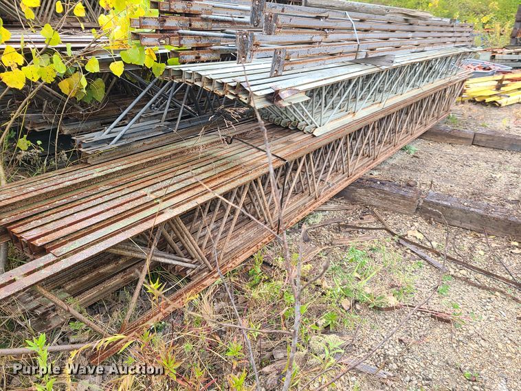 image for item EL9556 (21) step trusses
