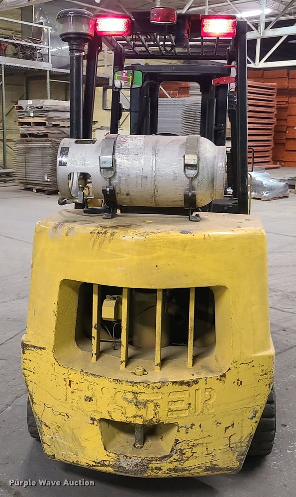 image for item EL9561 Hyster S80XL  forklift