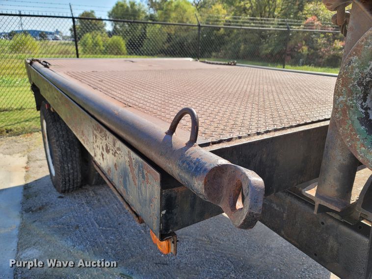 image for item ET9015 1972 Chevrolet C50  flatbed truck