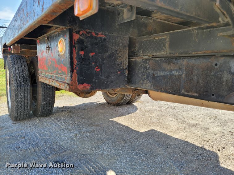 image for item ET9015 1972 Chevrolet C50  flatbed truck