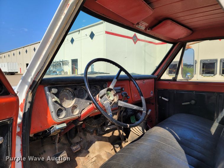 image for item ET9015 1972 Chevrolet C50  flatbed truck