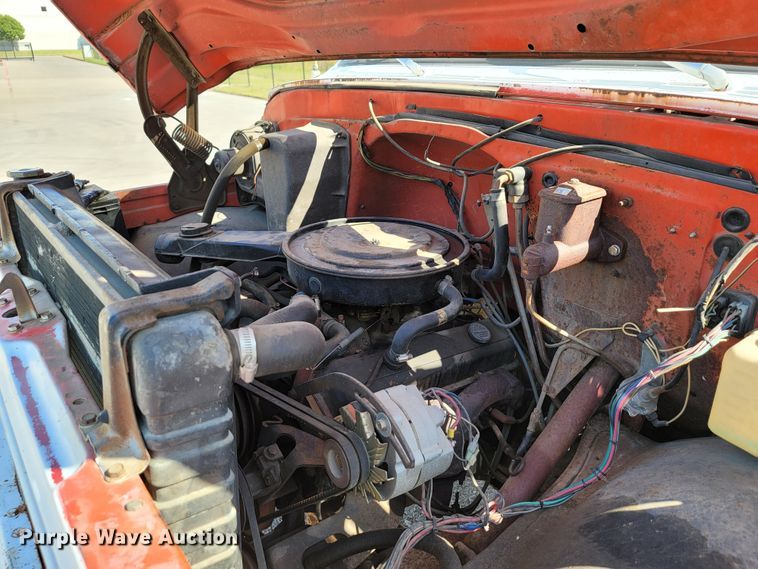 image for item ET9015 1972 Chevrolet C50  flatbed truck