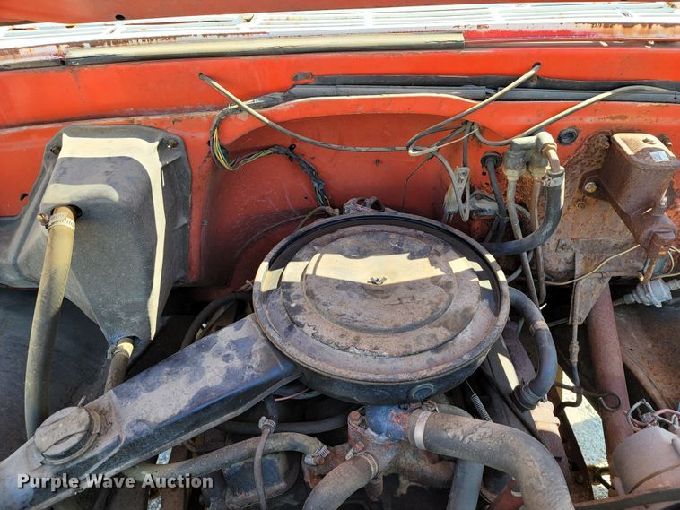 image for item ET9015 1972 Chevrolet C50  flatbed truck