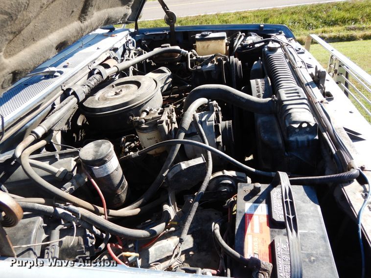 image for item FG9528 1989 Ford F450 Super Duty XL  tow truck