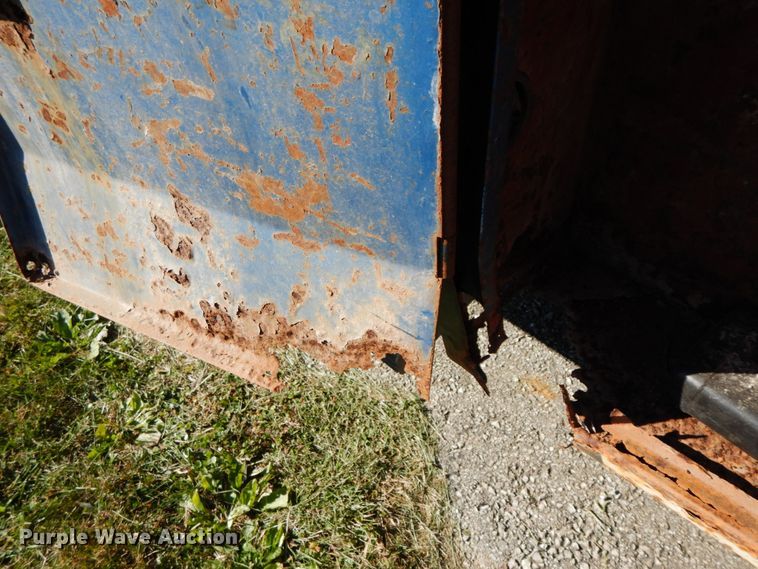 image for item FG9528 1989 Ford F450 Super Duty XL  tow truck