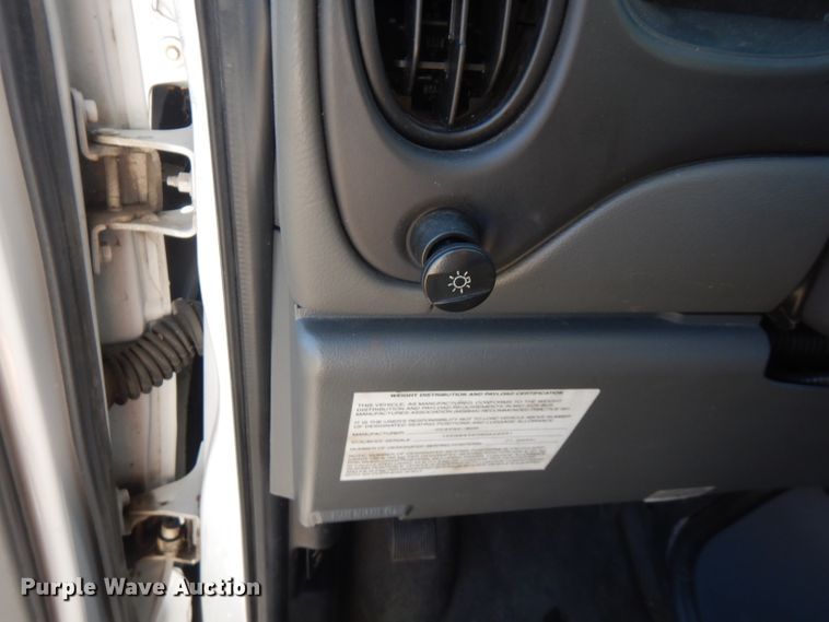 image for item FR9112 2008 Ford E350  shuttle bus