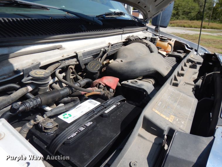 image for item FR9112 2008 Ford E350  shuttle bus