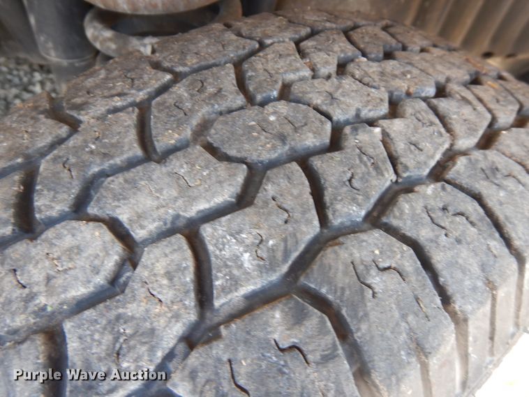 image for item FR9112 2008 Ford E350  shuttle bus