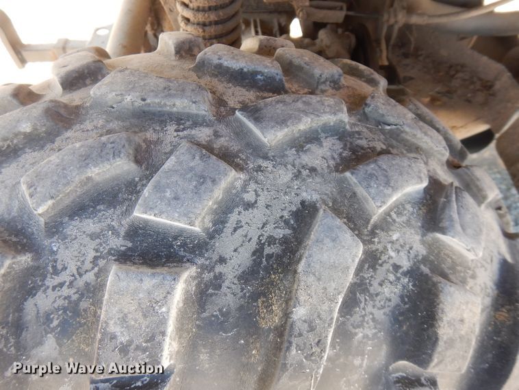 image for item FR9199 John Deere Gator HPX  utility vehicle