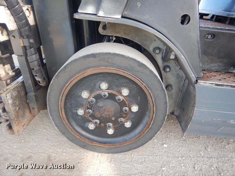 image for item GM9130 Nissan MCPL02A25LV  forklift