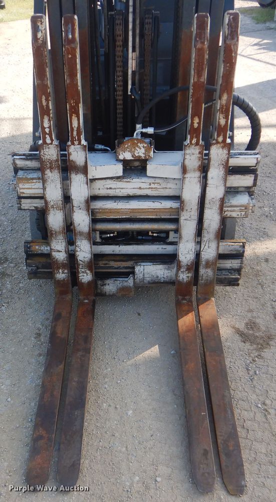 image for item GM9130 Nissan MCPL02A25LV  forklift