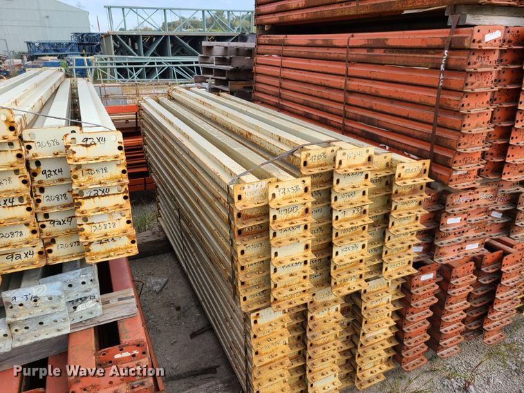 image for item GY9631 Approximately 330 pallet racking cross-members