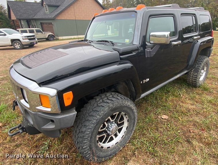 image for item HA9661 2003 Hummer H3  SUV