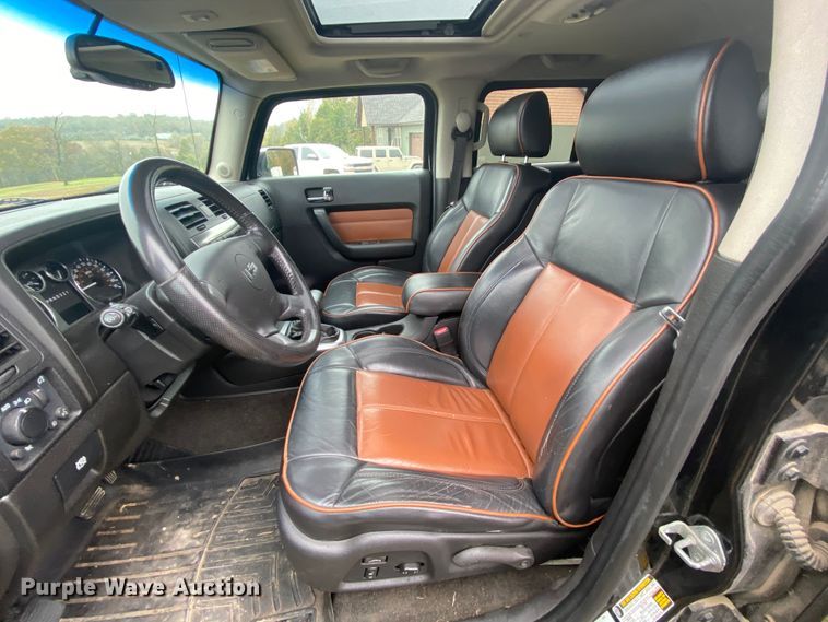 image for item HA9661 2003 Hummer H3  SUV