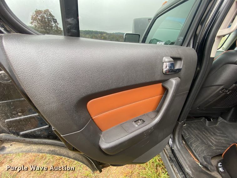 image for item HA9661 2003 Hummer H3  SUV