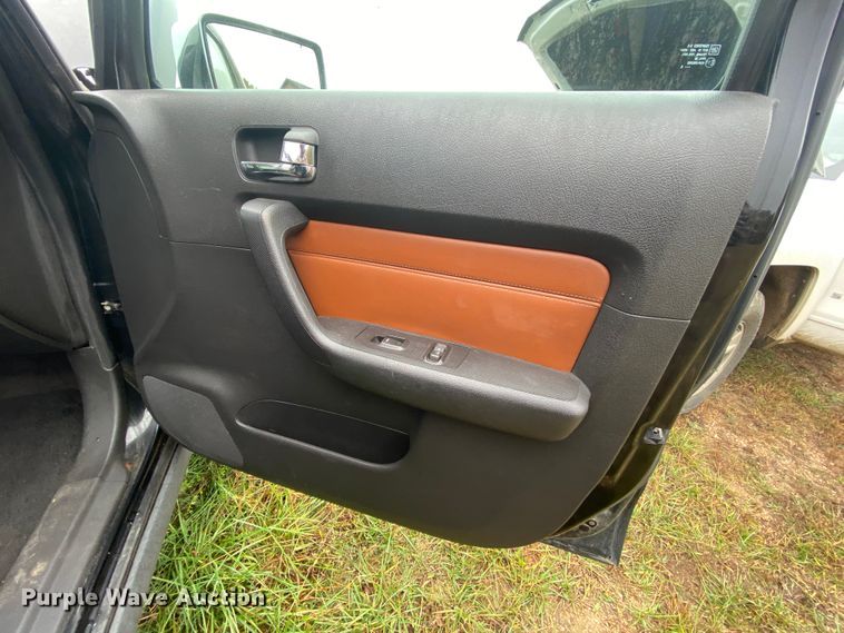 image for item HA9661 2003 Hummer H3  SUV