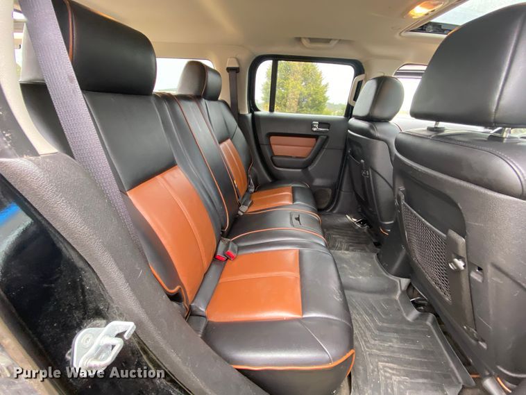 image for item HA9661 2003 Hummer H3  SUV