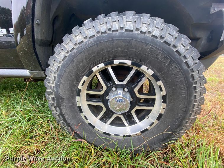 image for item HA9661 2003 Hummer H3  SUV