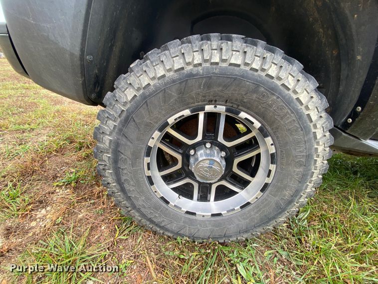 image for item HA9661 2003 Hummer H3  SUV