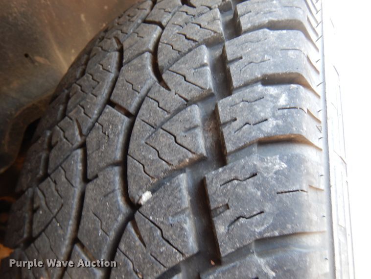 image for item HD9031 2003 Chevrolet Silverado 1500  Ext. Cab pickup truck